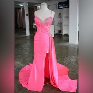 Johnathan Kayne 3215 (Hot Coral) Size 8 🆕 2026 COLLECTION